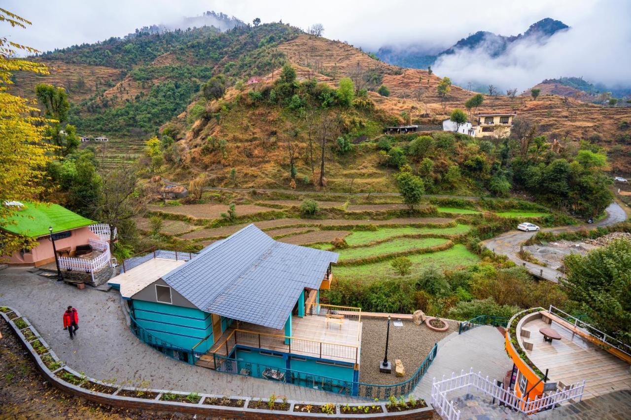 Zostel Plus Mussoorie- Kempty Hostel Buitenkant foto