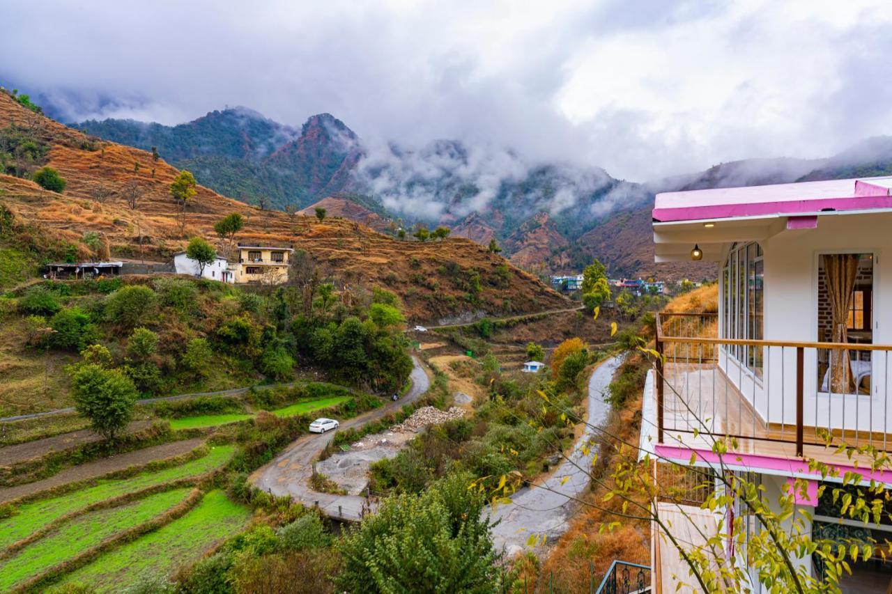 Zostel Plus Mussoorie- Kempty Hostel Buitenkant foto